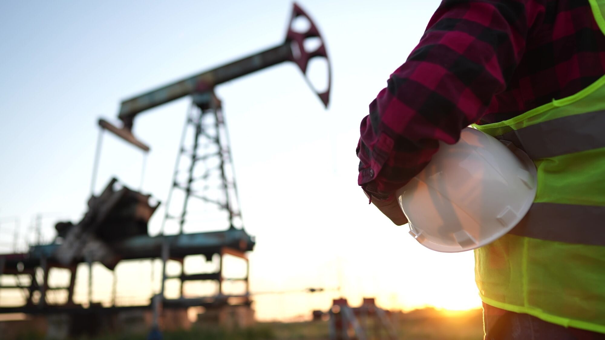 Oil worker and oil drill.